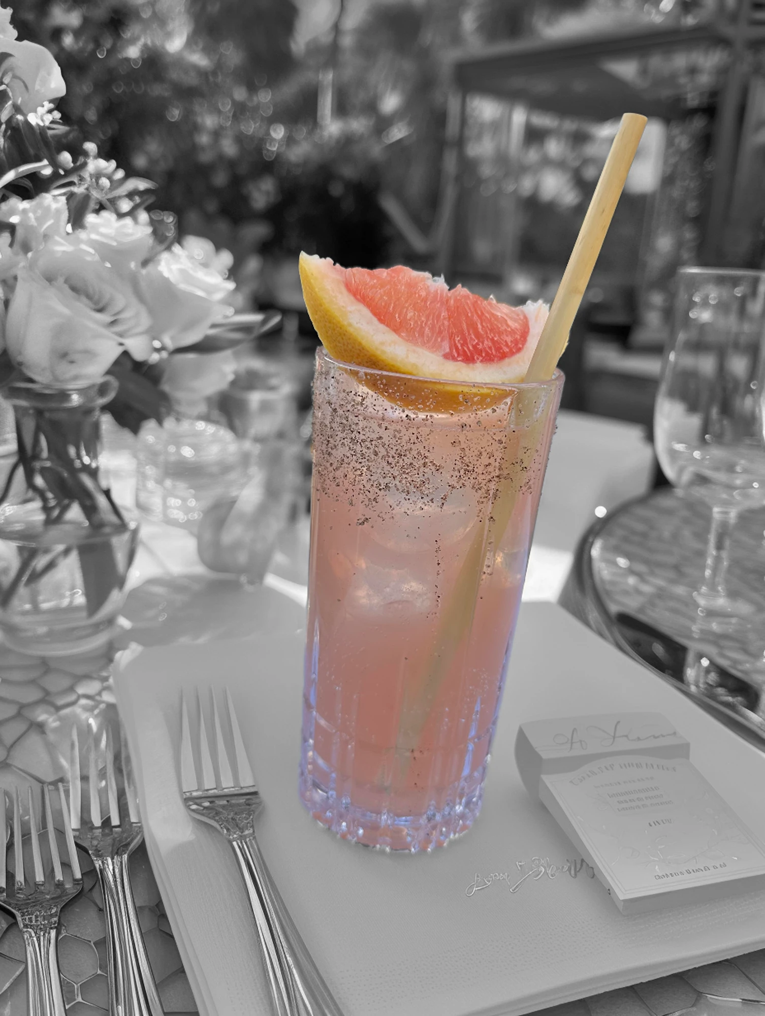 Pink Paloma. Ein erfrischender Longdrink auf Basis von Tequila, Grapefruit, Limette und Fleur de Sel.